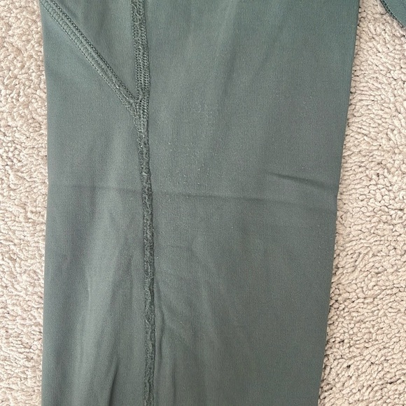 Lululemon Time To Sweat Crop Legging 23" - Picture 5 of 7